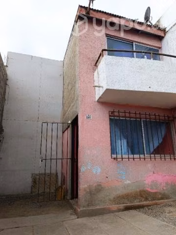 Arriendo casa