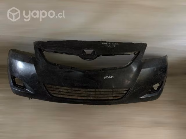 Parachoque delantero Toyota Yaris 2006 2013