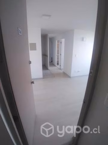 Arriendo Depto luminoso con vista oriente despejad
