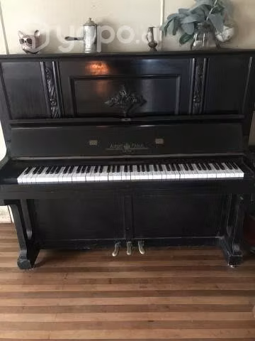 Piano en excelente condición