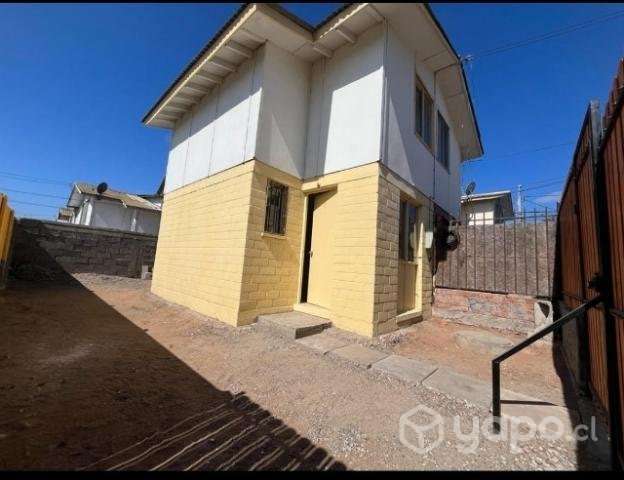 Casa esquina Renovada, excelente estado - Imagen 11