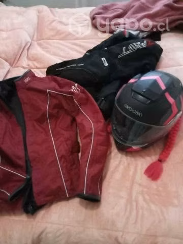 Ropa de moto y casco - Imagen 3