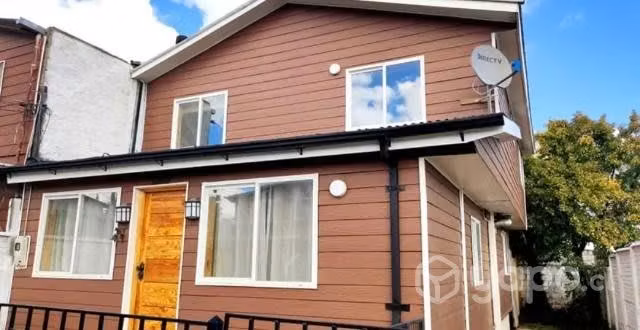 Se vende casa centrica