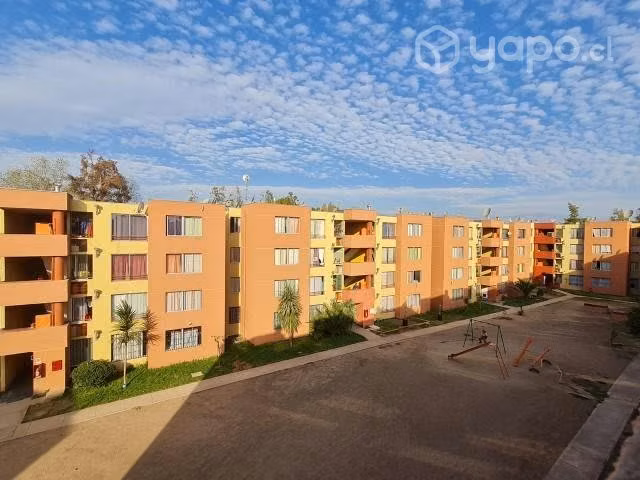 Arriendo departamento con estacionamiento la pinta