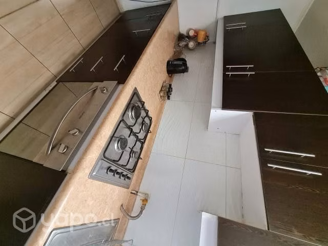 Arriendo departamento con estacionamiento la pinta