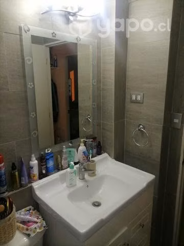 Comoda casa en venta en condomio - Imagen 2