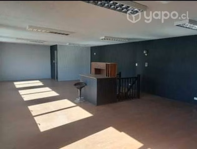 Se arrienda local comercial