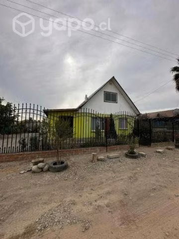 Casa con terreno - Imagen 3