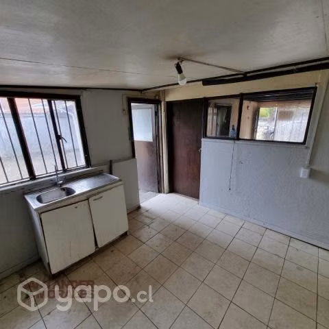 Casa gran sitio, ideal local con mejor calle
