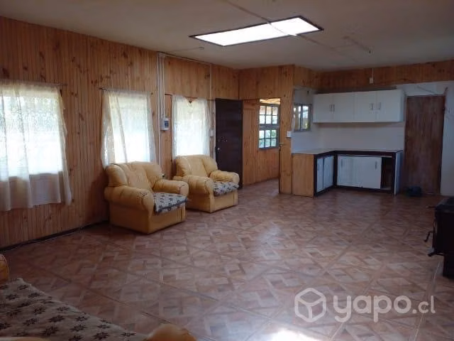 Terreno de 1800 m2 más construcción