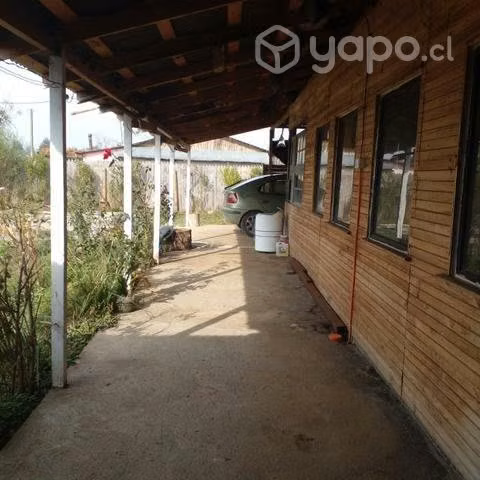 Terreno de 1800 m2 más construcción