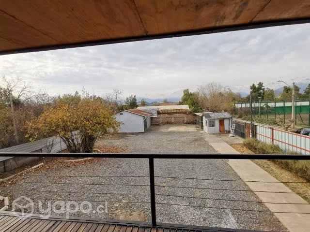 Sitio 1000m2 Oficina y bodegas en Los Andes