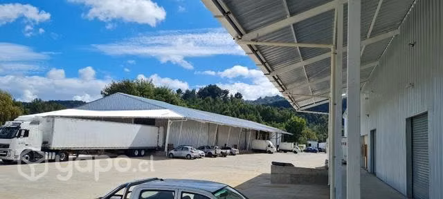 Excelentes bodegas salida sur de valdivia