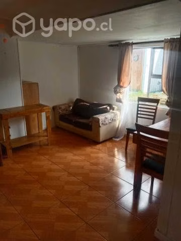 Arriendo Departamento con entrada independiente