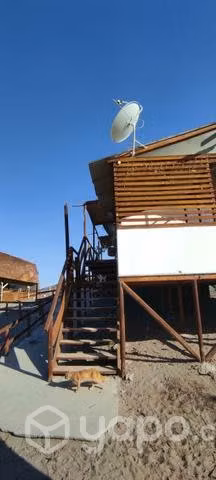 Terreno con hermosa casa en la tirana