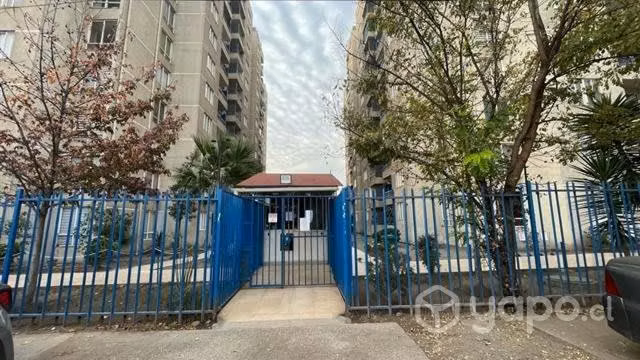 Vendo Depto 3 d, 1 baño, estacionamiento propio