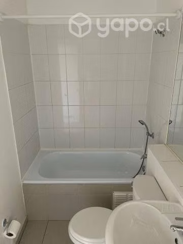 Arriendo departamento 3 piezas 1 baño con balcón