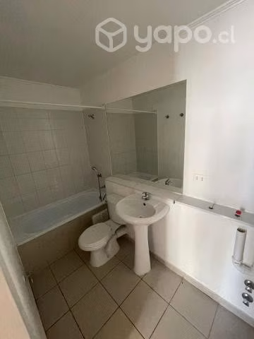 Arriendo departamento 3 piezas 1 baño con balcón