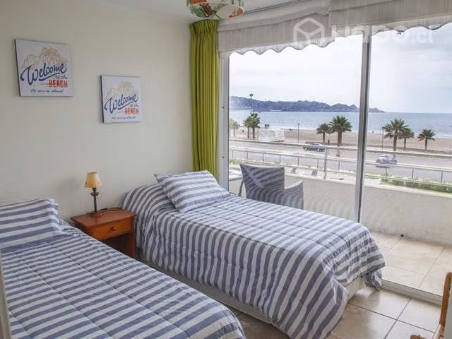 Departamento frente a la playa para Semana Santa