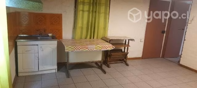 Se arrienda 2 piezas 4x4 36m2 cocina y baño