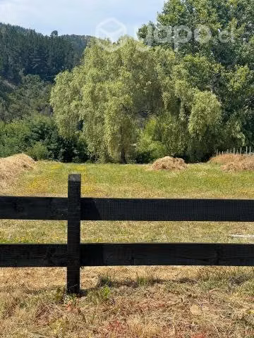 Terreno plano con agua en buchupureo