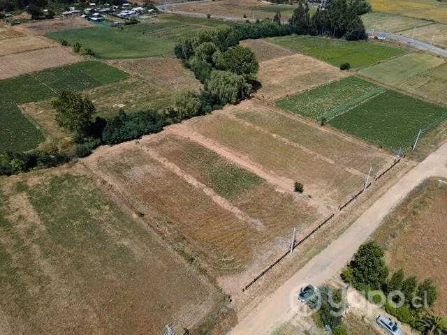 Terreno plano con agua en buchupureo