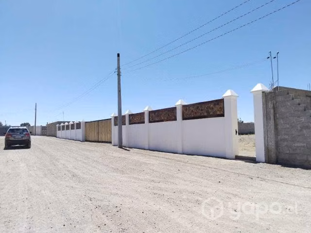 Se Arrienda excelente Terreno 100% cerrado
