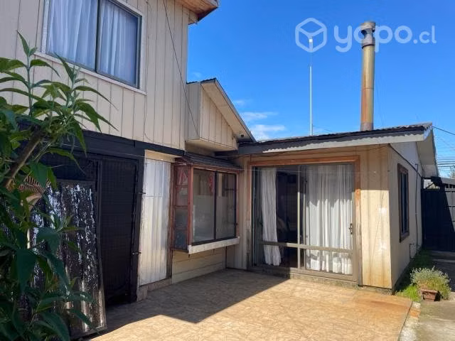 Casa 3D, 2 baños. Sector residencial,Temuco.-
