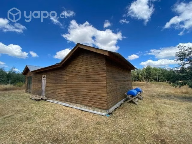 Vendo terreno con casa