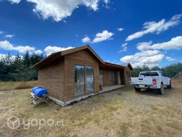 Vendo terreno con casa