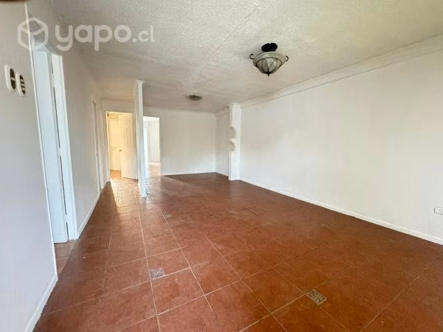 Acojedora Casa En Excelente Sector Residencial De