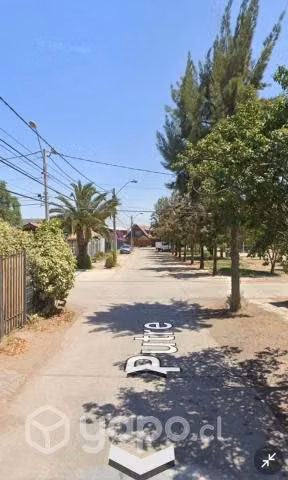 Acojedora Casa En Excelente Sector Residencial De
