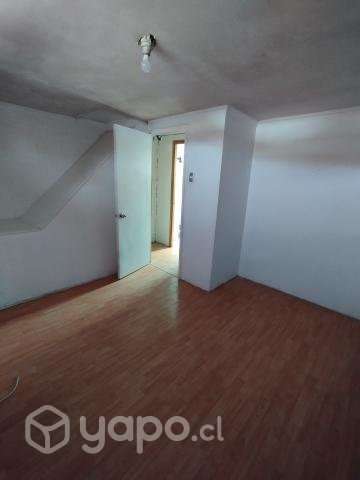 Casa en avenida principal - Imagen 2