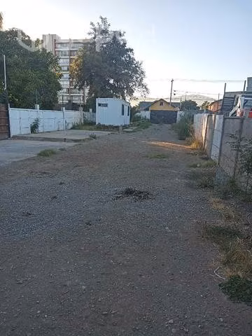 Terreno comercial con oficina - Imagen 6