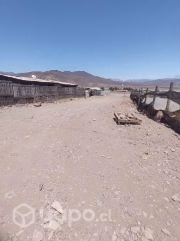 Terreno ubicado en pueblo punta colorada