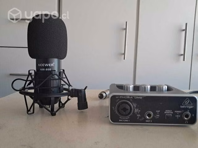 Interfaz U-phoria um2 y micrófono NW-800 poco uso