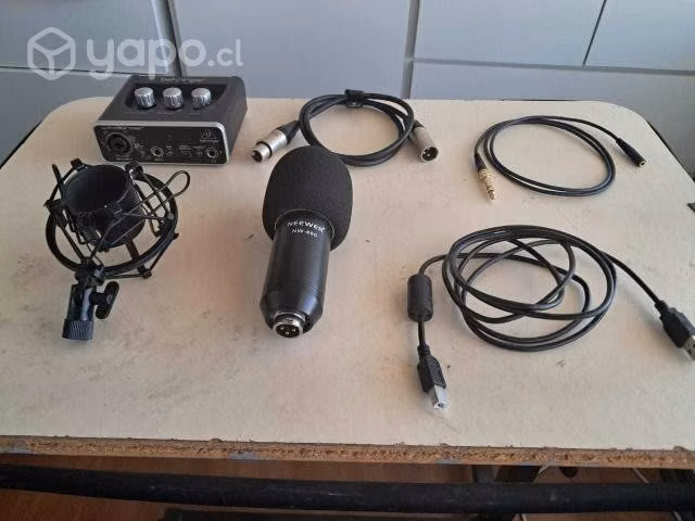 Interfaz U-phoria um2 y micrófono NW-800 poco uso