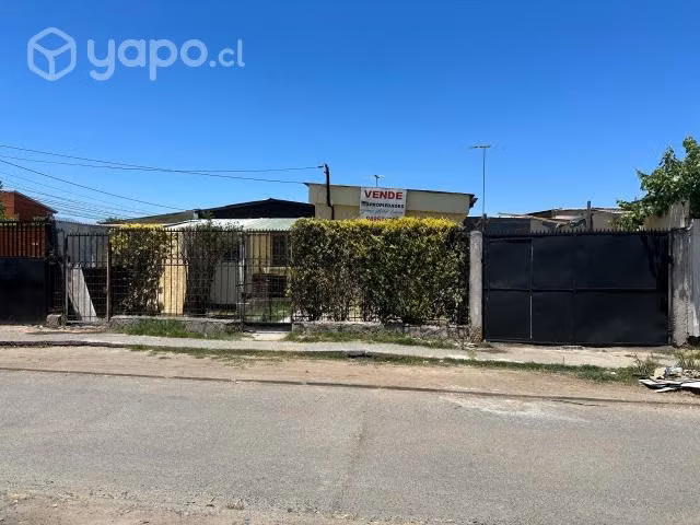 Amplia casa ubicada en puente alto