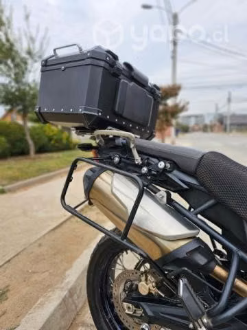 Vendo moto triumph