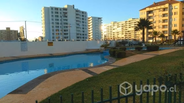 Dpto Amoblado 1° piso, Av. Mar, cerca de todo