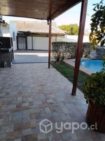 Hermosa Casa, Completamente Remodelada