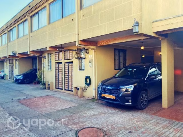 Amplia Casa En Condominio Con Excelente Ubicación - Imagen 14