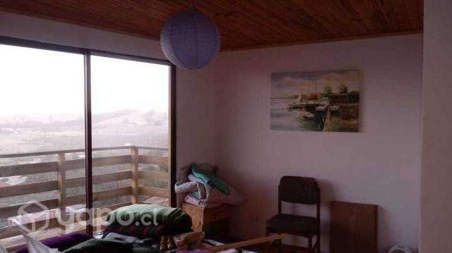 Hostal con camas, closet y mobiliario cocina - Imagen 14
