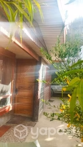 2 casas y taller más bodegas