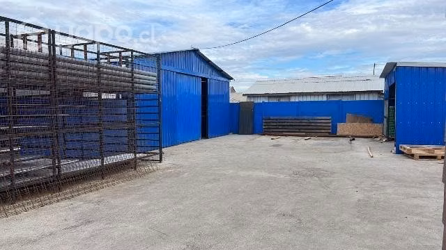 Se Vende Ferretería en Coronel