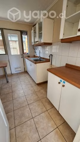 Arriendo casa 3D3B altos del parque, detrás UCM