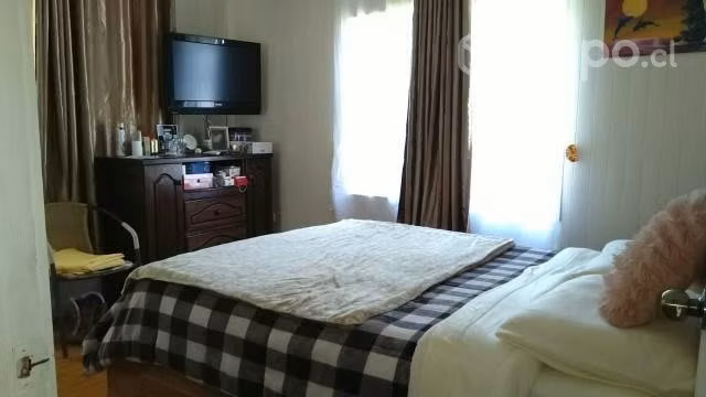 Sitio con casa (conversable)