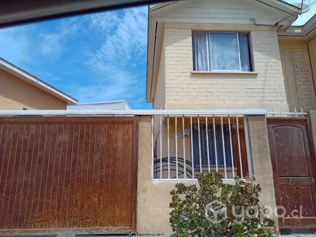 Arriendo casa segundo piso