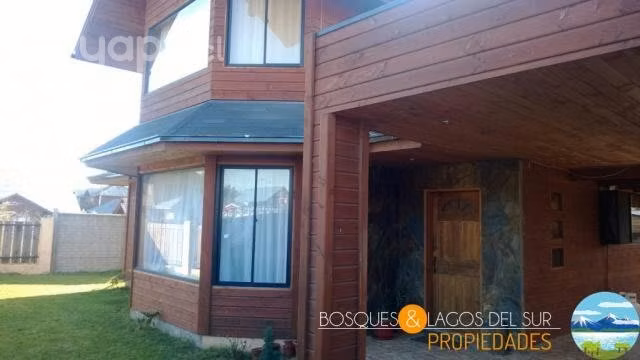 Pucón, casa de 220 mt en terreno de 498 mt