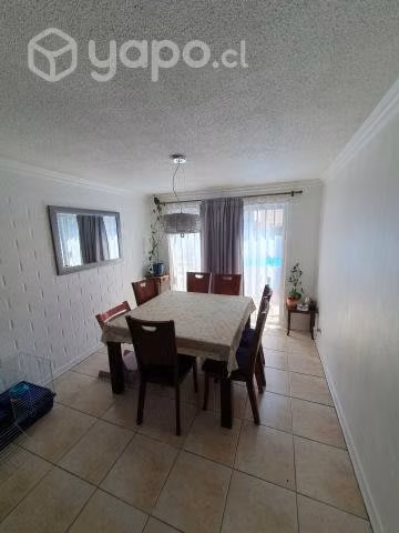 Casa 2 pisos Maipu